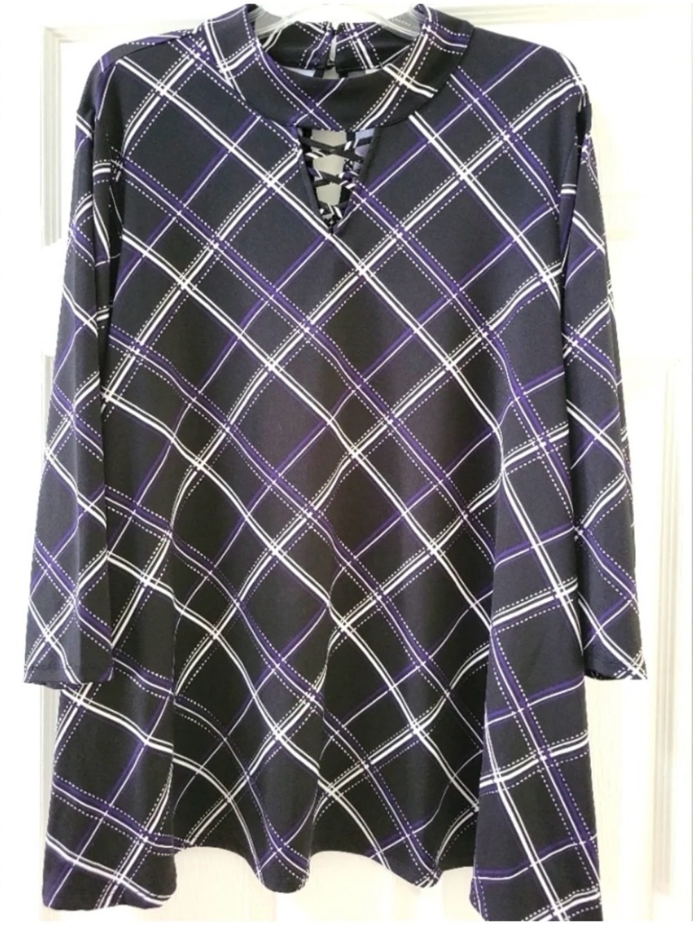 Cato Black Plaid Tunic Blouse with Keyhole Detail Sz Large